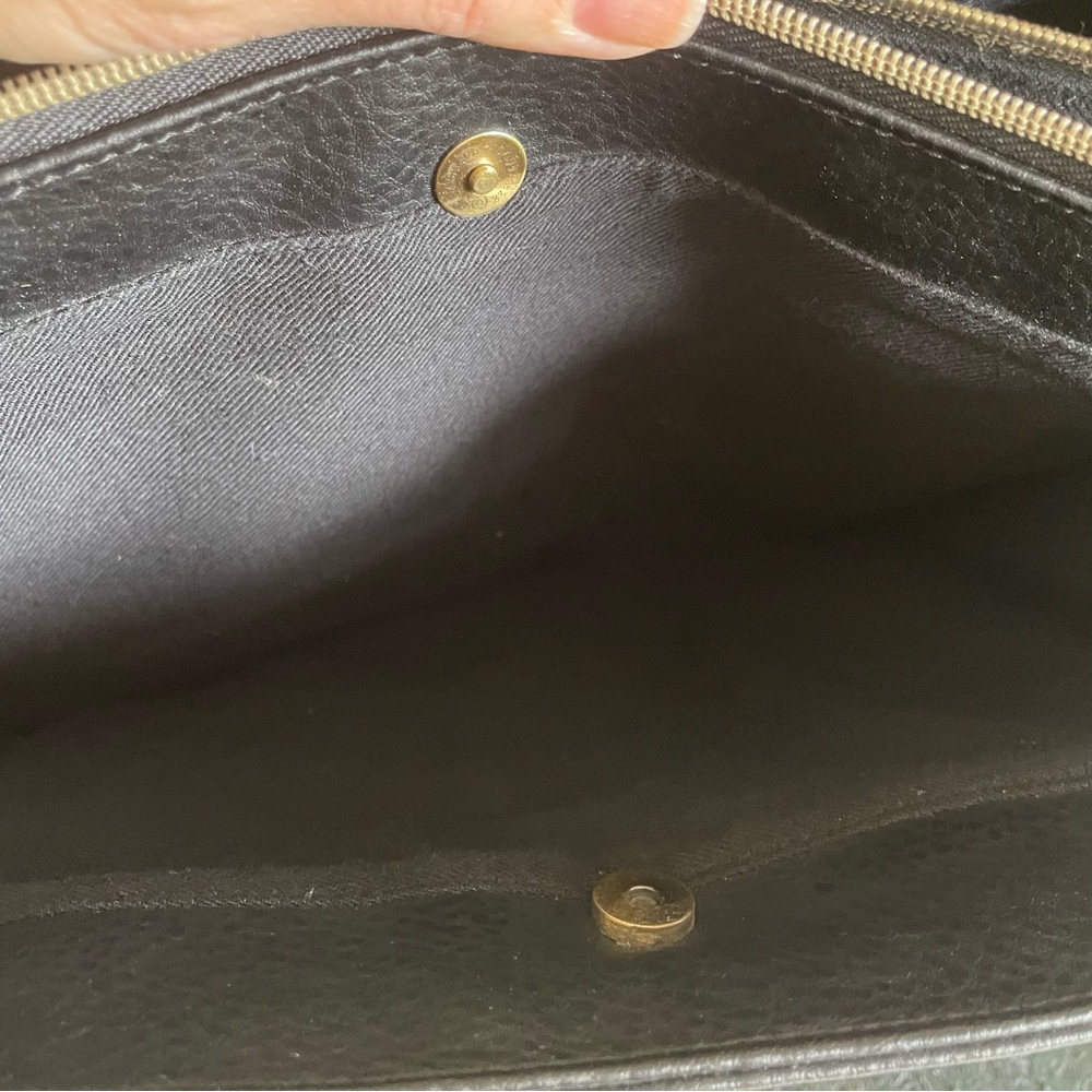 Relic leather shoulder bag - Picture 10 of 10
